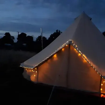 6 Guests - Bell Tent - Wood Stove - Views Liverton Exterior photo